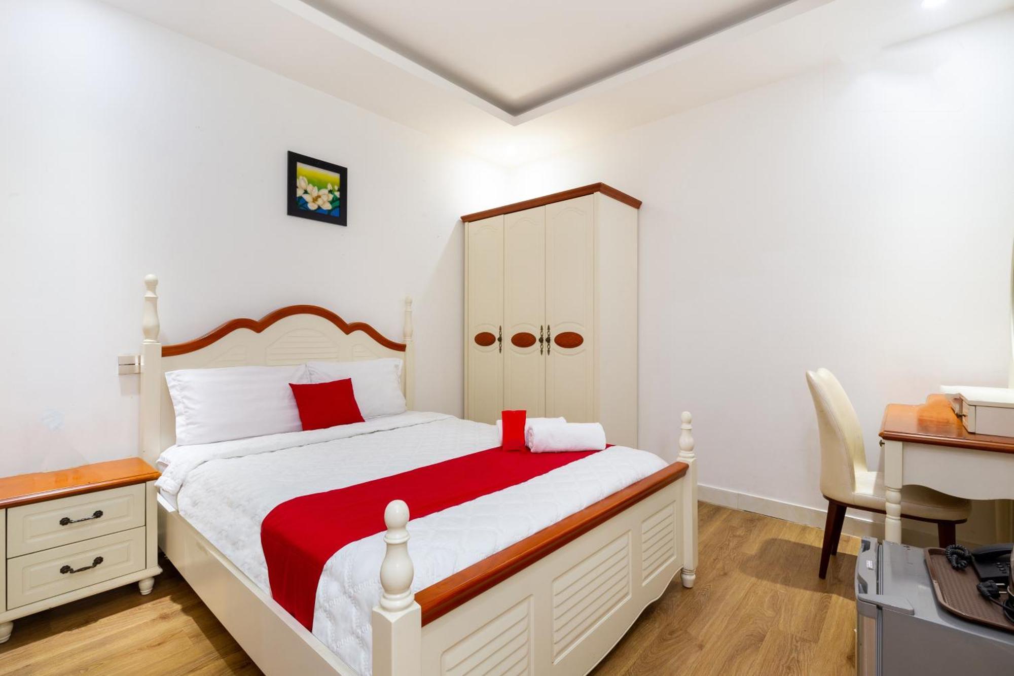 Spring Airport Hotel Thành Pho Ho Chí Minh Esterno foto